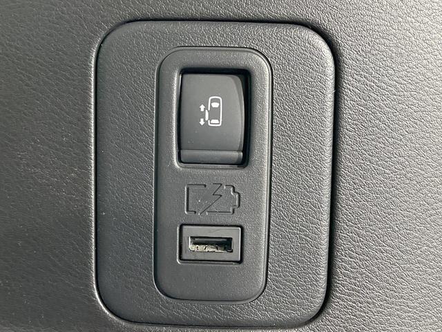 セレナ ｅ－パワー　ハイウェイスターＶ　アーバンクロム　禁煙車　後席モニター　純正１０型ナビ　全周囲カメラ　プロパイロット　衝突軽減装置　両側電動スライドドア　ドラレコ　ＥＴＣ　コーナーセンサー　ＬＥＤヘッドライト　オートハイビーム　オートライト（37枚目）