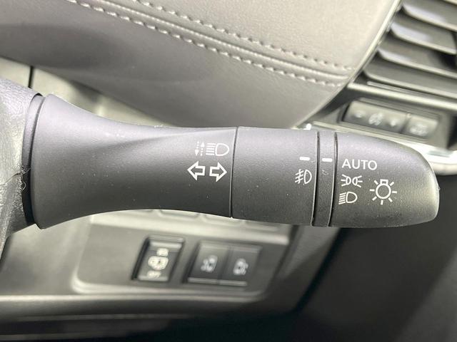 セレナ ｅ－パワー　ハイウェイスターＶ　アーバンクロム　禁煙車　後席モニター　純正１０型ナビ　全周囲カメラ　プロパイロット　衝突軽減装置　両側電動スライドドア　ドラレコ　ＥＴＣ　コーナーセンサー　ＬＥＤヘッドライト　オートハイビーム　オートライト（40枚目）