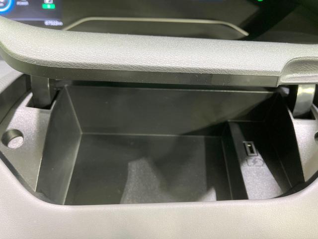 セレナ ｅ－パワー　ハイウェイスターＶ　アーバンクロム　禁煙車　後席モニター　純正１０型ナビ　全周囲カメラ　プロパイロット　衝突軽減装置　両側電動スライドドア　ドラレコ　ＥＴＣ　コーナーセンサー　ＬＥＤヘッドライト　オートハイビーム　オートライト（48枚目）