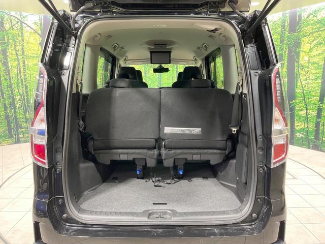 セレナ ｅ－パワー　ハイウェイスターＶ　アーバンクロム　禁煙車　後席モニター　純正１０型ナビ　全周囲カメラ　プロパイロット　衝突軽減装置　両側電動スライドドア　ドラレコ　ＥＴＣ　コーナーセンサー　ＬＥＤヘッドライト　オートハイビーム　オートライト（56枚目）