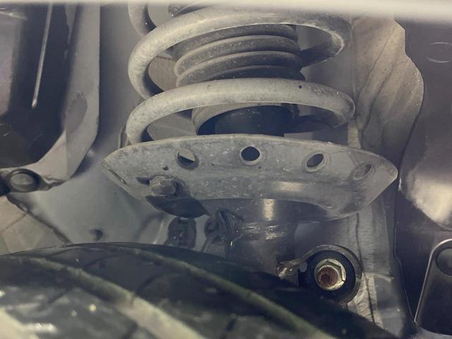 フィットハイブリッド Ｌパッケージ　禁煙車　純正ナビ　バックカメラ　衝突軽減装置　ドラレコ　ＥＴＣスマートキー　ＬＥＤヘッドライト　クルコン　オートライト　ハーフレザー　オートエアコン　Ｂｌｕｅｔｏｏｔｈ　ＣＤ／ＤＶＤ再生（21枚目）