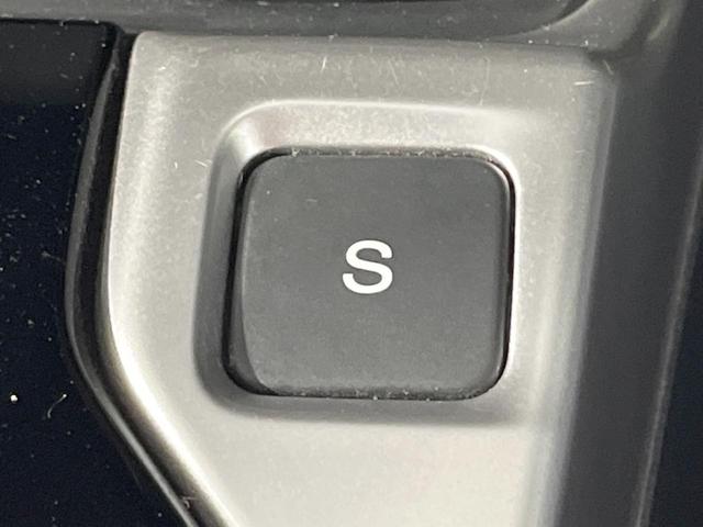 フィットハイブリッド Ｌパッケージ　禁煙車　純正ナビ　バックカメラ　衝突軽減装置　ドラレコ　ＥＴＣスマートキー　ＬＥＤヘッドライト　クルコン　オートライト　ハーフレザー　オートエアコン　Ｂｌｕｅｔｏｏｔｈ　ＣＤ／ＤＶＤ再生（33枚目）