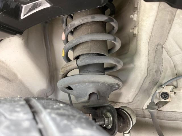 スペーシアカスタム ＸＳリミテッド　禁煙車　衝突軽減装置　純正ナビ　バックカメラ　両側電動スライド　ＥＴＣ　ＨＩＤヘッド　前席シートヒーター　スマートキー　オートエアコン　オートライト　アイドリングストップ　純正１５インチアルミ（23枚目）