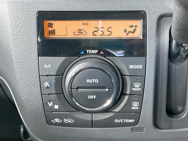 スペーシアカスタム ＸＳリミテッド　禁煙車　衝突軽減装置　純正ナビ　バックカメラ　両側電動スライド　ＥＴＣ　ＨＩＤヘッド　前席シートヒーター　スマートキー　オートエアコン　オートライト　アイドリングストップ　純正１５インチアルミ（33枚目）