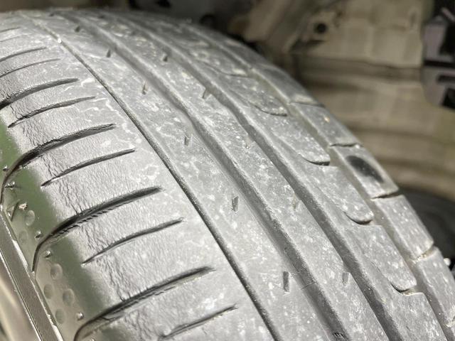 スペーシアカスタム ＸＳリミテッド　禁煙車　衝突軽減装置　純正ナビ　バックカメラ　両側電動スライド　ＥＴＣ　ＨＩＤヘッド　前席シートヒーター　スマートキー　オートエアコン　オートライト　アイドリングストップ　純正１５インチアルミ（52枚目）