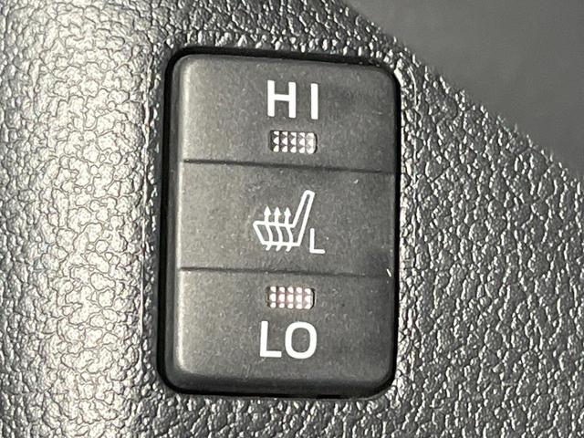 プリウスPHV Sナビパッケージ 禁煙車 純正11.6型ナビ バックカメラ 衝突軽減装置 レーダークルーズ ETC ドラレコ LEDヘッド LEDフォグ シートヒーター ステアリングヒーター オートハイビーム Bluetooth(7枚目)