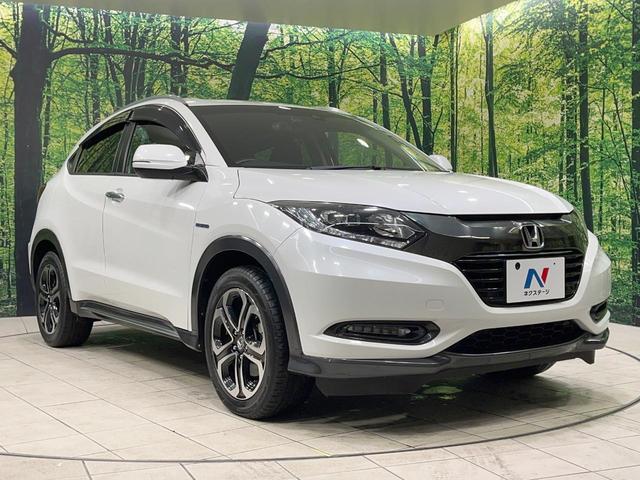 ヴェゼル ＨＶ　Ｘ・ホンダセンシングブリリアントスタイルＥＤ　禁煙車　純正ナビ　バックカメラ　衝突被害軽減システム　レーダークルーズ　ドラレコ　スマートキー　ＬＥＤヘッド　ＥＴＣ　純正１７インチアルミ　オートライト　デュアルエアコン　Ｂｌｕｅｔｏｏｔｈ　ＣＤ（16枚目）