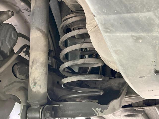 ヴェゼル ＨＶ　Ｘ・ホンダセンシングブリリアントスタイルＥＤ　禁煙車　純正ナビ　バックカメラ　衝突被害軽減システム　レーダークルーズ　ドラレコ　スマートキー　ＬＥＤヘッド　ＥＴＣ　純正１７インチアルミ　オートライト　デュアルエアコン　Ｂｌｕｅｔｏｏｔｈ　ＣＤ（20枚目）