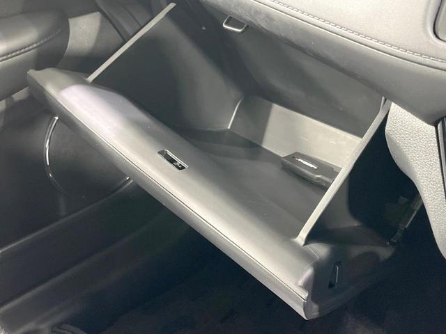 ヴェゼル ＨＶ　Ｘ・ホンダセンシングブリリアントスタイルＥＤ　禁煙車　純正ナビ　バックカメラ　衝突被害軽減システム　レーダークルーズ　ドラレコ　スマートキー　ＬＥＤヘッド　ＥＴＣ　純正１７インチアルミ　オートライト　デュアルエアコン　Ｂｌｕｅｔｏｏｔｈ　ＣＤ（33枚目）