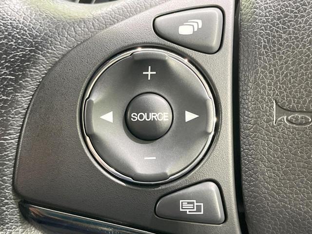 ヴェゼル ＨＶ　Ｘ・ホンダセンシングブリリアントスタイルＥＤ　禁煙車　純正ナビ　バックカメラ　衝突被害軽減システム　レーダークルーズ　ドラレコ　スマートキー　ＬＥＤヘッド　ＥＴＣ　純正１７インチアルミ　オートライト　デュアルエアコン　Ｂｌｕｅｔｏｏｔｈ　ＣＤ（42枚目）