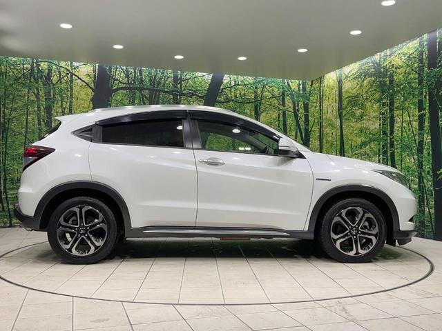 ヴェゼル ＨＶ　Ｘ・ホンダセンシングブリリアントスタイルＥＤ　禁煙車　純正ナビ　バックカメラ　衝突被害軽減システム　レーダークルーズ　ドラレコ　スマートキー　ＬＥＤヘッド　ＥＴＣ　純正１７インチアルミ　オートライト　デュアルエアコン　Ｂｌｕｅｔｏｏｔｈ　ＣＤ（52枚目）