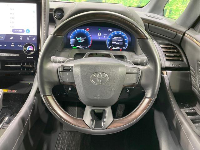 アルファードハイブリッド Ｚ　禁煙車　左右独立ムーンルーフ　１４．３インチディスプレイオーディオ　フリップダウン　両側電動ドア　全周囲カメラ　トヨタチームメイト　衝突軽減装置　ＡＣ１００Ｖ電源　電動リアゲート　レザーシート（12枚目）
