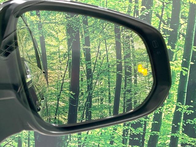 アルファードハイブリッド Ｚ　禁煙車　左右独立ムーンルーフ　１４．３インチディスプレイオーディオ　フリップダウン　両側電動ドア　全周囲カメラ　トヨタチームメイト　衝突軽減装置　ＡＣ１００Ｖ電源　電動リアゲート　レザーシート（64枚目）