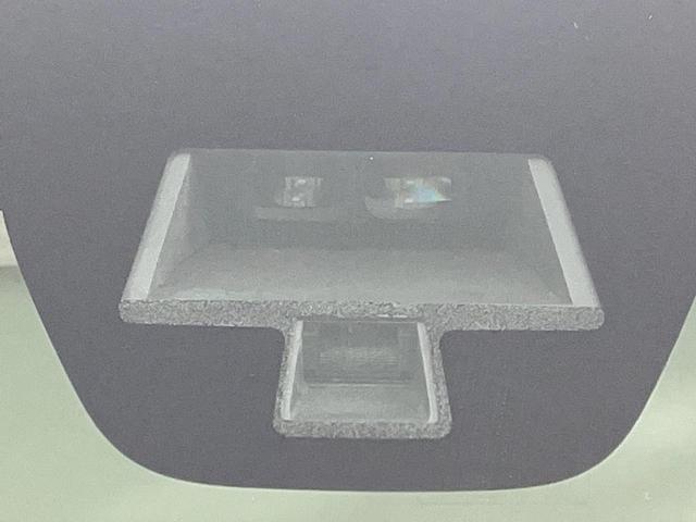 アルトラパン Ｇ　禁煙車　ＳＤナビ　バックカメラ　衝突軽減装置　ドラレコ　スマートキー　ＬＥＤヘッド　ＥＴＣ　ＣＤ　地デジ　プライバシーガラス　ドアバイザー　衝突安全ボディ　横滑り防止装置　ヘッドライトレベライザー（5枚目）