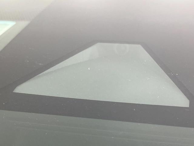 アクア Ｘ　禁煙車　４ＷＤ　ディスプレイオーディオ　ＡＣ１００Ｖ電源　衝突被害軽減　レーダークルーズ　スマートキー　ＬＥＤヘッド　ＥＴＣ　オートハイビーム　オートライト　オートエアコン　Ｂｌｕｅｔｏｏｔｈ（4枚目）