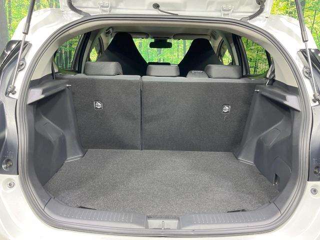 アクア Ｘ　禁煙車　４ＷＤ　ディスプレイオーディオ　ＡＣ１００Ｖ電源　衝突被害軽減　レーダークルーズ　スマートキー　ＬＥＤヘッド　ＥＴＣ　オートハイビーム　オートライト　オートエアコン　Ｂｌｕｅｔｏｏｔｈ（36枚目）