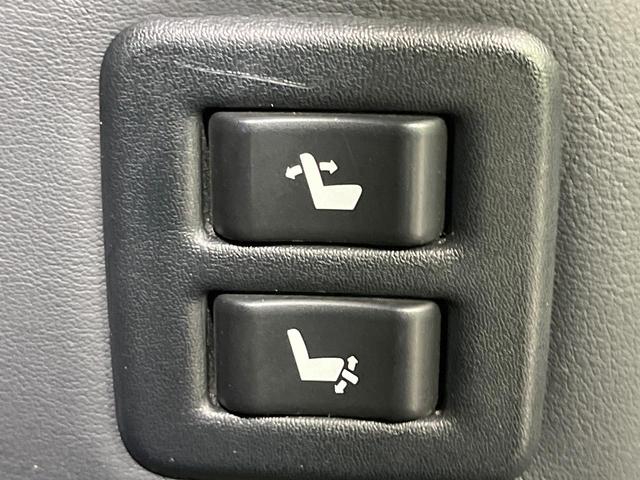 ヴェルファイア ２．５Ｚ　Ｇエディション　禁煙車　４ＷＤ　ＢＩＧ－Ｘ１０型　両側電動スライド　バックカメラ　寒冷地仕様　ＡＣ１００Ｖ電源　衝突軽減装置　レーダークルーズ　パワーバックドア　合皮シート　シートベンチレーション　パワーシート（34枚目）