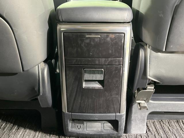 ヴェルファイア ２．５Ｚ　Ｇエディション　禁煙車　４ＷＤ　ＢＩＧ－Ｘ１０型　両側電動スライド　バックカメラ　寒冷地仕様　ＡＣ１００Ｖ電源　衝突軽減装置　レーダークルーズ　パワーバックドア　合皮シート　シートベンチレーション　パワーシート（42枚目）