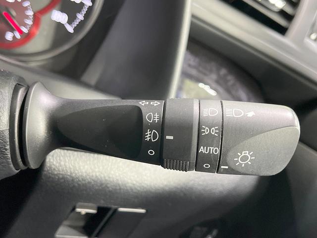 ヴェルファイア ２．５Ｚ　Ｇエディション　禁煙車　４ＷＤ　ＢＩＧ－Ｘ１０型　両側電動スライド　バックカメラ　寒冷地仕様　ＡＣ１００Ｖ電源　衝突軽減装置　レーダークルーズ　パワーバックドア　合皮シート　シートベンチレーション　パワーシート（55枚目）