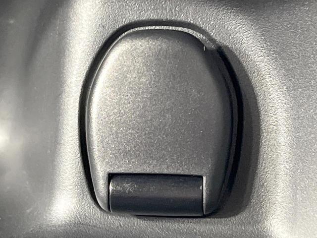 セレナ ハイウェイスター プロパイロットエディション 両側電動ドア 純正9インチナビ 後席モニター バックカメラ 衝突被害軽減システム ドラレコ コーナーセンサー スマートキー LEDヘッド ビルトインETC オートライト オートエアコン リアエアコン(61枚目)