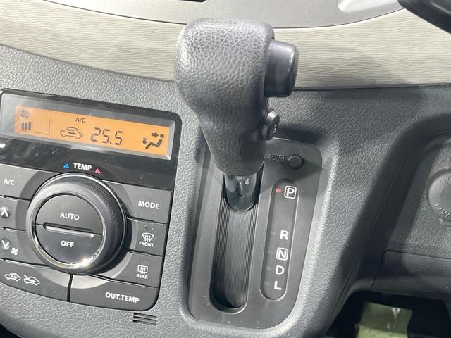 ワゴンＲ ＦＺ　禁煙車　ＳＤナビ　衝突軽減装置　シートヒーター　スマートキー　オートエアコン　アイドリングストップ　ＣＤ／ＤＶＤ再生　横滑り防止装置　プライバシーガラス　ドアバイザー　純正１４インチＡＷ（24枚目）