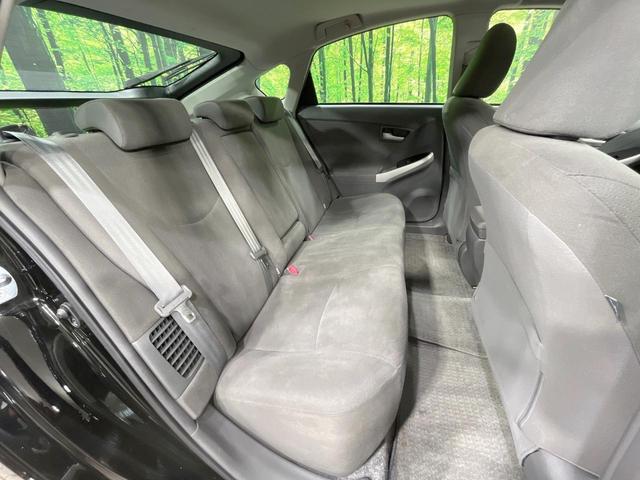 プリウス S 禁煙車 サンルーフ SDナビ バックカメラ スマートキー ETC 純正15インチAW フォグライト オートライト オートエアコン Bluetooth CD/DVD再生 フルセグ シートリフター(9枚目)