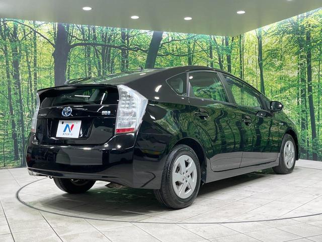 プリウス S 禁煙車 サンルーフ SDナビ バックカメラ スマートキー ETC 純正15インチAW フォグライト オートライト オートエアコン Bluetooth CD/DVD再生 フルセグ シートリフター(17枚目)