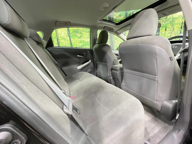 プリウス S 禁煙車 サンルーフ SDナビ バックカメラ スマートキー ETC 純正15インチAW フォグライト オートライト オートエアコン Bluetooth CD/DVD再生 フルセグ シートリフター(31枚目)