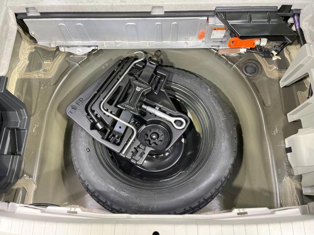 プリウス S 禁煙車 サンルーフ SDナビ バックカメラ スマートキー ETC 純正15インチAW フォグライト オートライト オートエアコン Bluetooth CD/DVD再生 フルセグ シートリフター(35枚目)