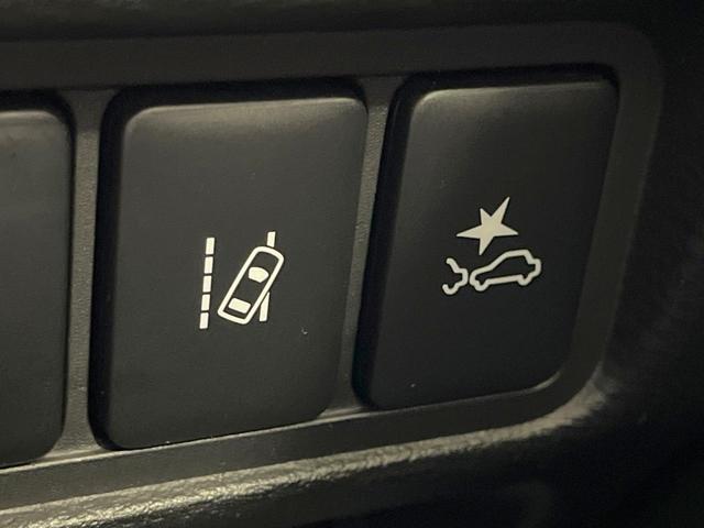 デリカＤ：５ Ｐ　禁煙車　４ＷＤ　ターボ　ディーゼル　両側電動スライド　ＢＩＧ－Ｘ１１型ナビ　全周囲カメラ　衝突被害軽減　レーダークルーズ　パワーバックドア　パワーシート　ドラレコ　スマートキー　電動サイドステップ（37枚目）