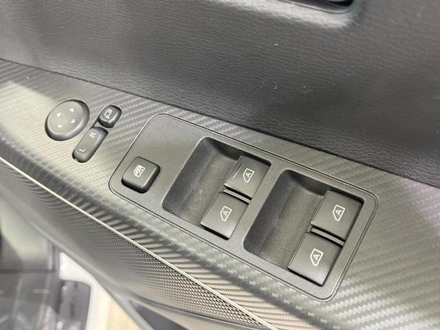 デリカＤ：５ Ｐ　禁煙車　４ＷＤ　ターボ　ディーゼル　両側電動スライド　ＢＩＧ－Ｘ１１型ナビ　全周囲カメラ　衝突被害軽減　レーダークルーズ　パワーバックドア　パワーシート　ドラレコ　スマートキー　電動サイドステップ（53枚目）