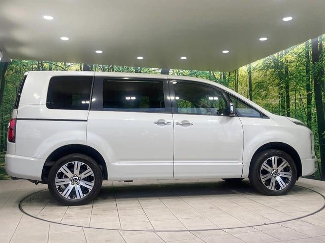 デリカＤ：５ Ｐ　禁煙車　４ＷＤ　ターボ　ディーゼル　両側電動スライド　ＢＩＧ－Ｘ１１型ナビ　全周囲カメラ　衝突被害軽減　レーダークルーズ　パワーバックドア　パワーシート　ドラレコ　スマートキー　電動サイドステップ（61枚目）