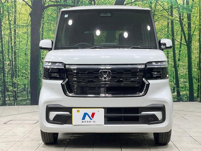 Ｎ－ＢＯＸカスタム ベースグレード　届出済未使用車　衝突軽減装置　電動スライドドア　コーナーセンサー　スマートキー　ＬＥＤヘッド　純正１４インチアルミ　オートハイビーム　車線逸脱警報　オートライト　オートエアコン（14枚目）