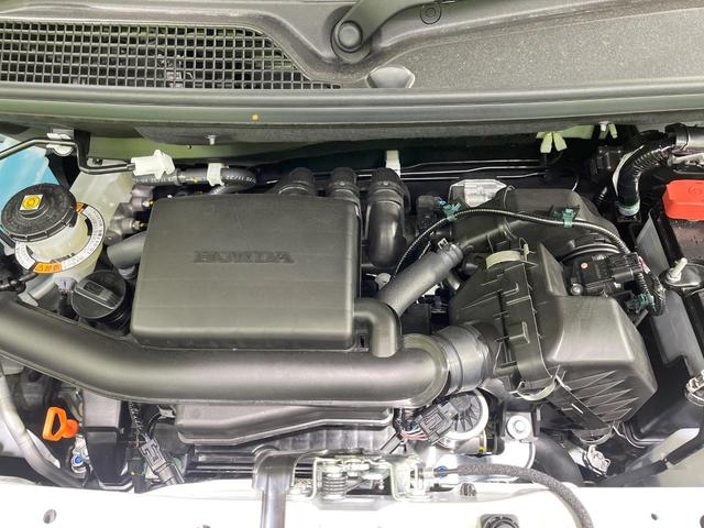 Ｎ－ＢＯＸカスタム ベースグレード　届出済未使用車　衝突軽減装置　電動スライドドア　コーナーセンサー　スマートキー　ＬＥＤヘッド　純正１４インチアルミ　オートハイビーム　車線逸脱警報　オートライト　オートエアコン（18枚目）