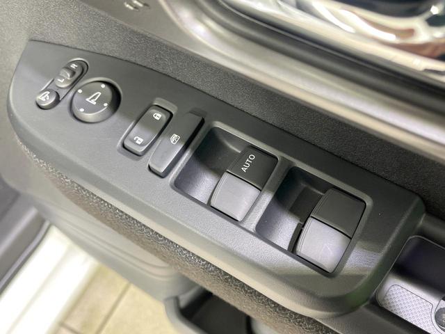 Ｎ－ＢＯＸカスタム ベースグレード　届出済未使用車　衝突軽減装置　電動スライドドア　コーナーセンサー　スマートキー　ＬＥＤヘッド　純正１４インチアルミ　オートハイビーム　車線逸脱警報　オートライト　オートエアコン（38枚目）