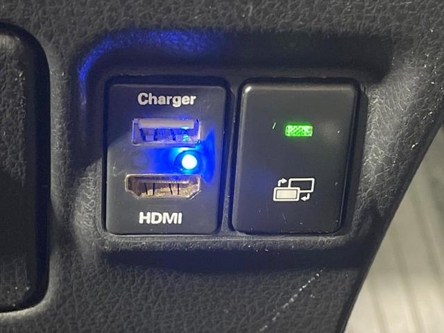 ヴォクシー ＺＳ　煌ＩＩ　禁煙車　後席モニター　９型ナビ　衝突軽減装置　両側電動スライドドア　クルコン　ドラレコ　コーナーセンサー　ＬＥＤヘッド　ＥＴＣ　純正１６インチアルミ　オートハイビーム　オートライト　Ｂｌｕｅｔｏｏｔｈ（32枚目）