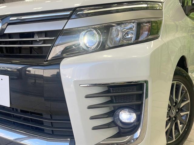 ヴォクシー ＺＳ　煌ＩＩ　禁煙車　純正９型ナビ　両側電動スライド　バックカメラ　衝突軽減装置　ＬＥＤヘッド　スマートキー　ＥＴＣ　純正１６インチＡＷ　オートハイビーム　オートライト　デュアルエアコン　Ｂｌｕｅｔｏｏｔｈ（13枚目）
