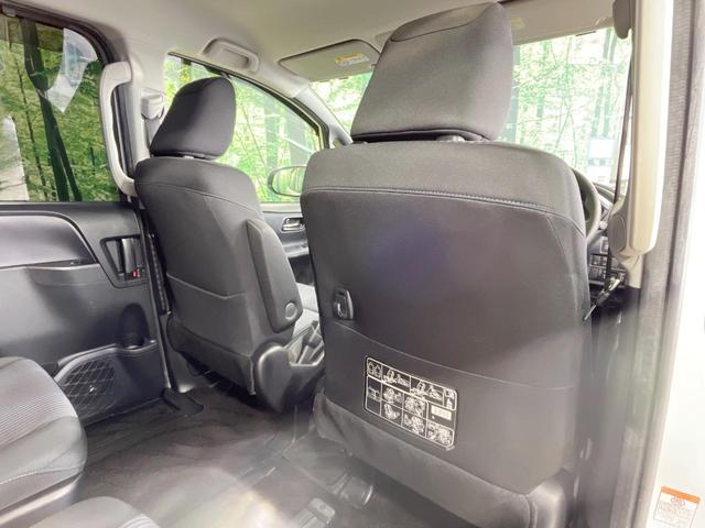 ヴォクシー ＺＳ　煌ＩＩ　禁煙車　純正９型ナビ　両側電動スライド　バックカメラ　衝突軽減装置　ＬＥＤヘッド　スマートキー　ＥＴＣ　純正１６インチＡＷ　オートハイビーム　オートライト　デュアルエアコン　Ｂｌｕｅｔｏｏｔｈ（34枚目）
