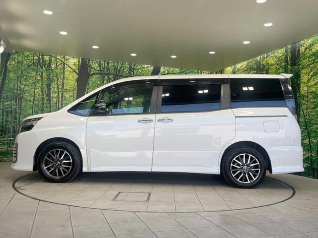 ヴォクシー ＺＳ　煌ＩＩ　禁煙車　純正９型ナビ　両側電動スライド　バックカメラ　衝突軽減装置　ＬＥＤヘッド　スマートキー　ＥＴＣ　純正１６インチＡＷ　オートハイビーム　オートライト　デュアルエアコン　Ｂｌｕｅｔｏｏｔｈ（54枚目）