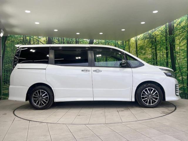 ヴォクシー ＺＳ　煌ＩＩ　禁煙車　純正９型ナビ　両側電動スライド　バックカメラ　衝突軽減装置　ＬＥＤヘッド　スマートキー　ＥＴＣ　純正１６インチＡＷ　オートハイビーム　オートライト　デュアルエアコン　Ｂｌｕｅｔｏｏｔｈ（55枚目）