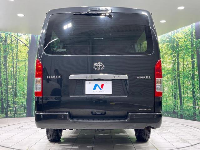 ハイエースバン ロングスーパーGL 4WD ディーゼル 禁煙車 衝突軽減装置 両側電動ドア 純正ナビ 全周囲カメラ 寒冷地仕様 デジタルインナーミラー 100V電源 コーナーセンサー オートハイビーム スマートキー LEDヘッド ETC(16枚目)