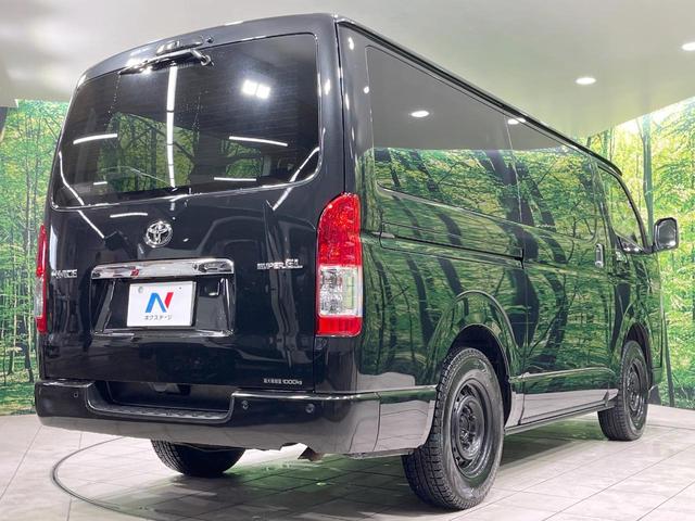 ハイエースバン ロングスーパーGL 4WD ディーゼル 禁煙車 衝突軽減装置 両側電動ドア 純正ナビ 全周囲カメラ 寒冷地仕様 デジタルインナーミラー 100V電源 コーナーセンサー オートハイビーム スマートキー LEDヘッド ETC(17枚目)