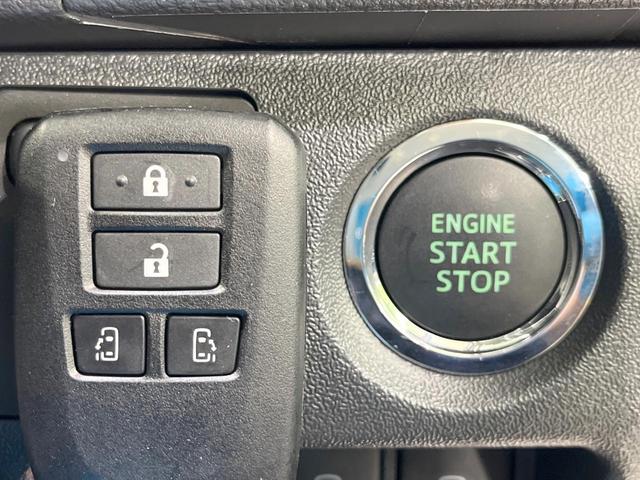 ハイエースバン ロングスーパーGL 4WD ディーゼル 禁煙車 衝突軽減装置 両側電動ドア 純正ナビ 全周囲カメラ 寒冷地仕様 デジタルインナーミラー 100V電源 コーナーセンサー オートハイビーム スマートキー LEDヘッド ETC(25枚目)