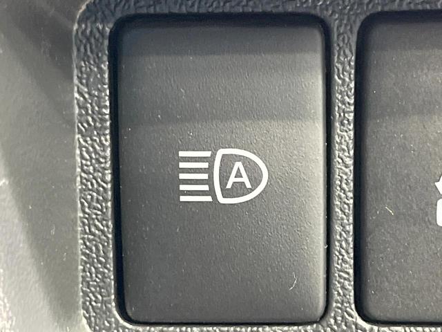 ハイエースバン ロングスーパーGL 4WD ディーゼル 禁煙車 衝突軽減装置 両側電動ドア 純正ナビ 全周囲カメラ 寒冷地仕様 デジタルインナーミラー 100V電源 コーナーセンサー オートハイビーム スマートキー LEDヘッド ETC(35枚目)