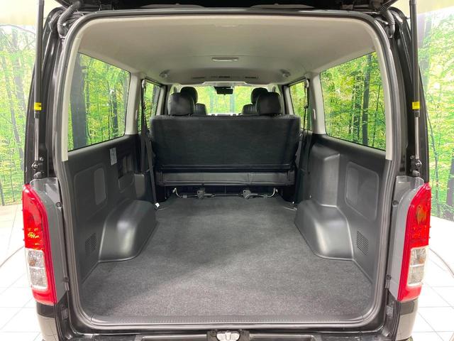 ハイエースバン ロングスーパーGL 4WD ディーゼル 禁煙車 衝突軽減装置 両側電動ドア 純正ナビ 全周囲カメラ 寒冷地仕様 デジタルインナーミラー 100V電源 コーナーセンサー オートハイビーム スマートキー LEDヘッド ETC(50枚目)