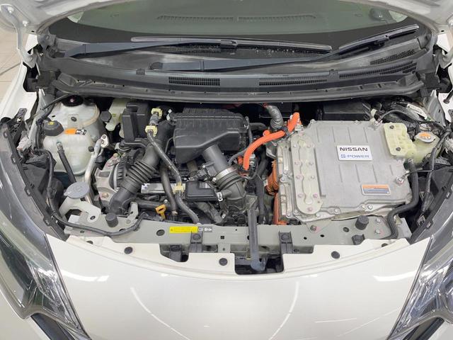 ノート e-パワー X 禁煙車 純正ナビ 全周囲カメラ 衝突軽減装置 ドラレコ コーナーセンサー デジタルインナーミラー LEDヘッド ETC スマートキー オートライト オートエアコン Bluetooth 純正15インチA(18枚目)
