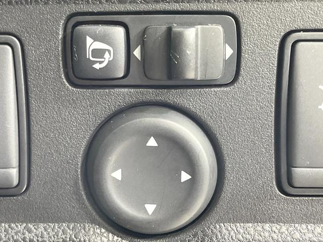 ノート e-パワー X 禁煙車 純正ナビ 全周囲カメラ 衝突軽減装置 ドラレコ コーナーセンサー デジタルインナーミラー LEDヘッド ETC スマートキー オートライト オートエアコン Bluetooth 純正15インチA(33枚目)