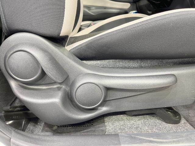 ノート e-パワー X 禁煙車 純正ナビ 全周囲カメラ 衝突軽減装置 ドラレコ コーナーセンサー デジタルインナーミラー LEDヘッド ETC スマートキー オートライト オートエアコン Bluetooth 純正15インチA(40枚目)