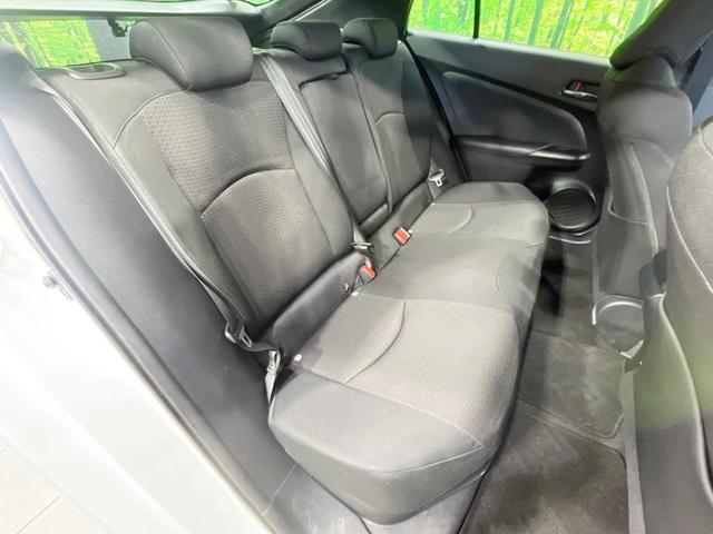 プリウス SセーフティプラスII 禁煙車 純正8型ディスプレイオーディオ 全周囲カメラ 衝突軽減装置 レーダークルーズ ドラレコ コーナーセンサー ブラインドスポットモニター LEDヘッド ETC オートライト オートエアコン(9枚目)