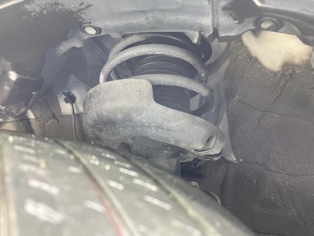 プリウス SセーフティプラスII 禁煙車 純正8型ディスプレイオーディオ 全周囲カメラ 衝突軽減装置 レーダークルーズ ドラレコ コーナーセンサー ブラインドスポットモニター LEDヘッド ETC オートライト オートエアコン(20枚目)